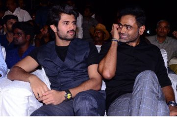 Maharshi Movie Pre Release Event